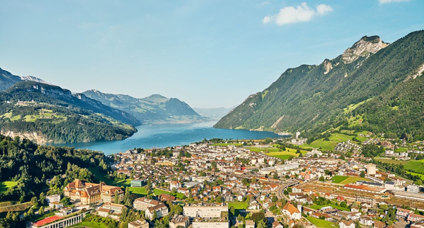 Ingenbohl, Brunnen, Kloster Theresianum, Vierwaldstättersee