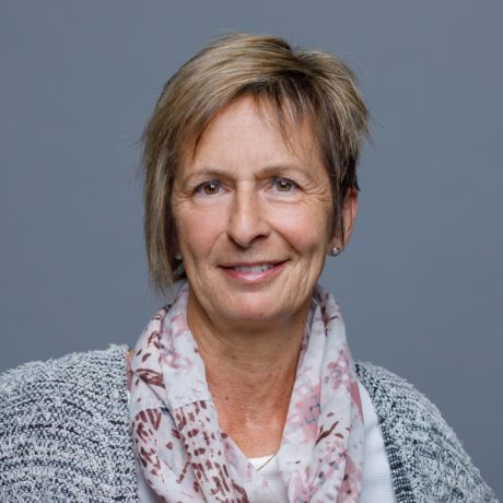 Cornelia Amgwerd, Sekretariat "      data-wph-elm=