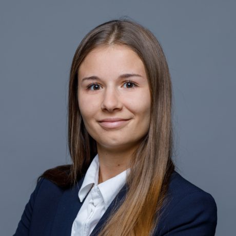 Jeanine Mettler, Sachbearbeiterin Treuhand "      data-wph-elm=