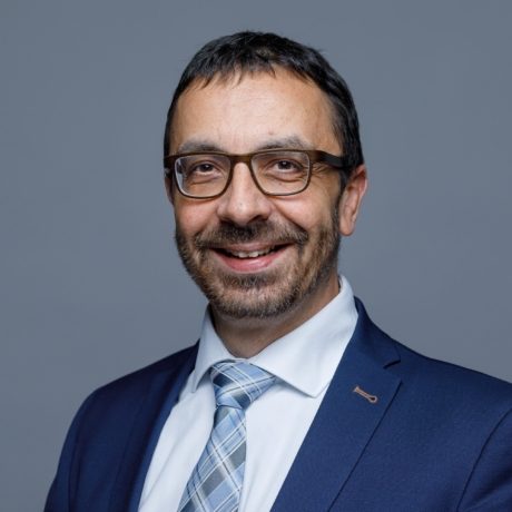 Thomas Sicher, lic. oec. HSG, dipl. Wirtschaftsprüfer, zugelassener Revisionsexperte, Partner "      data-wph-elm=