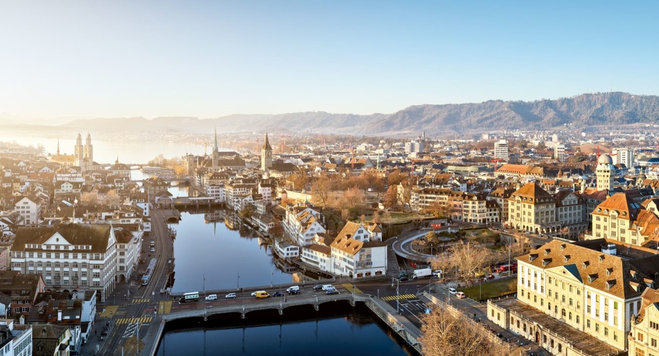 Luftaufnahme Zürich - Limmat Richtung Zürichsee